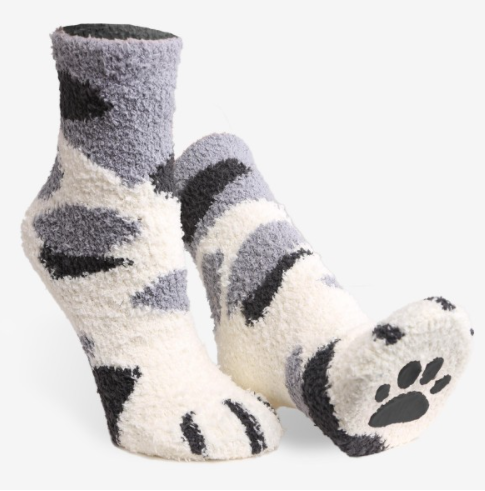 Comfy Luxe Fuzzy Knit Paw Print Socks - Lt. Gray