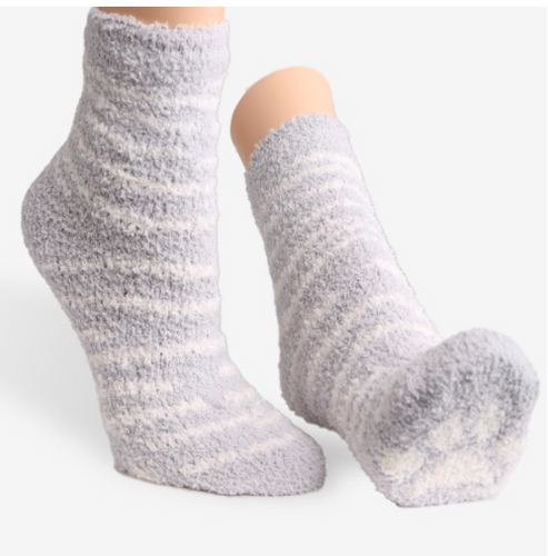 Comfy Luxe Fuzzy Knit Zebra Print Socks - Gray